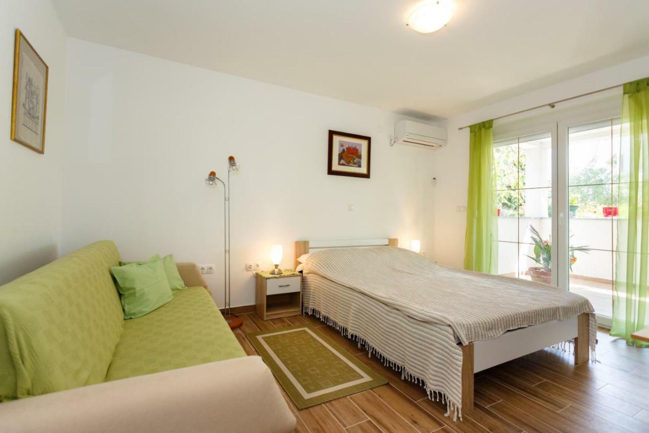 Apartamento Sonja Krk Town Exterior foto